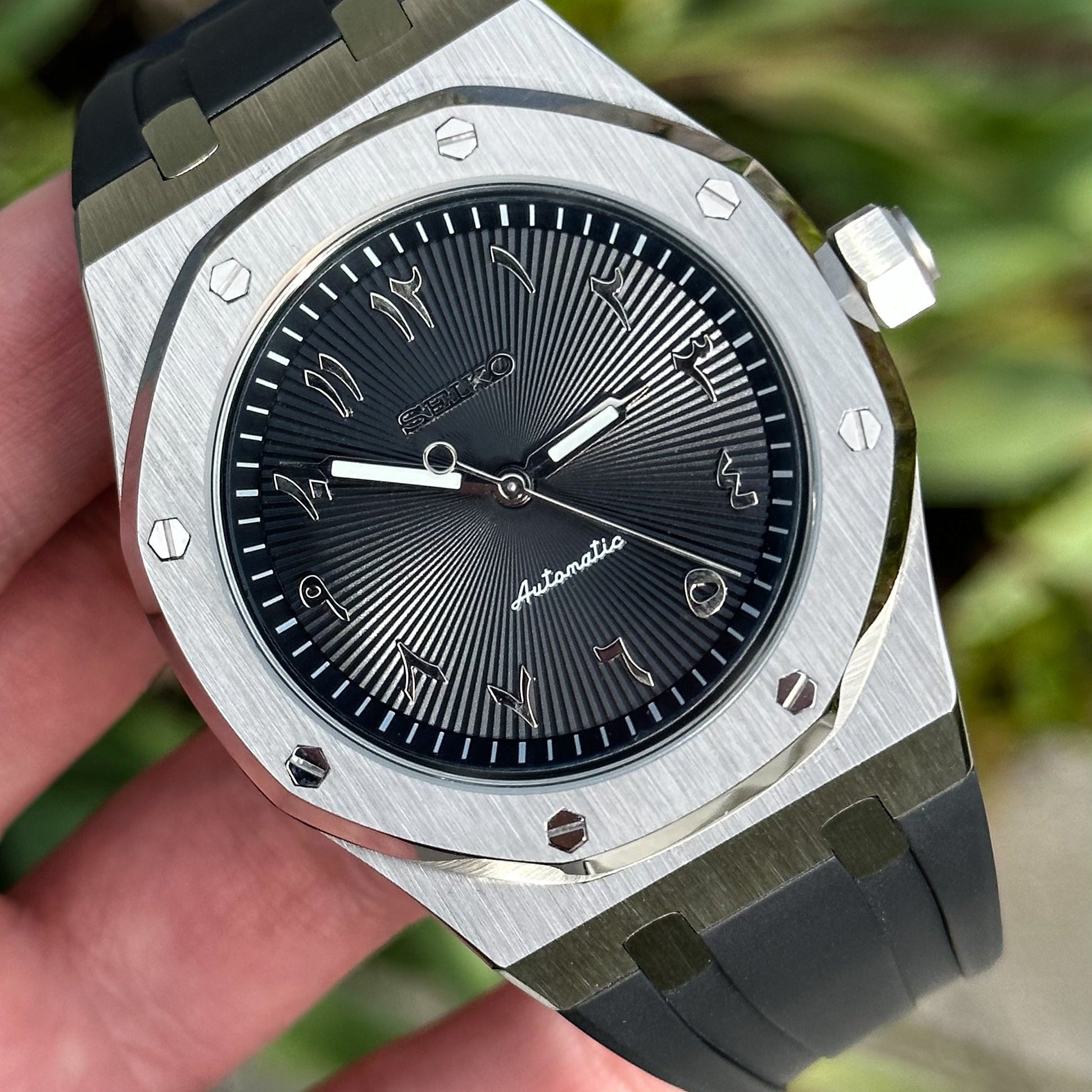 Royal Seikoak | Black Arabic