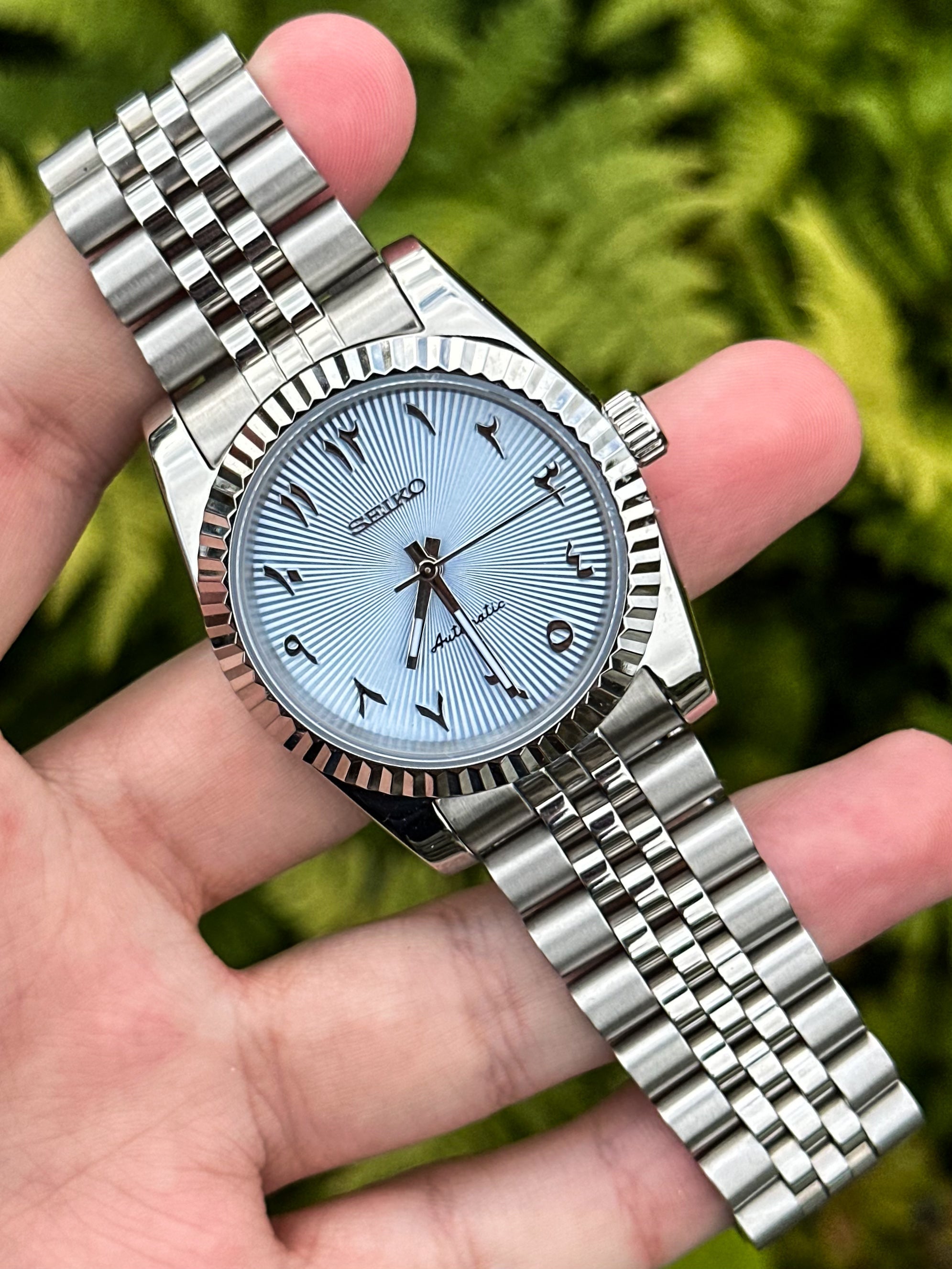 Siekojust | Sky Blue Arabic