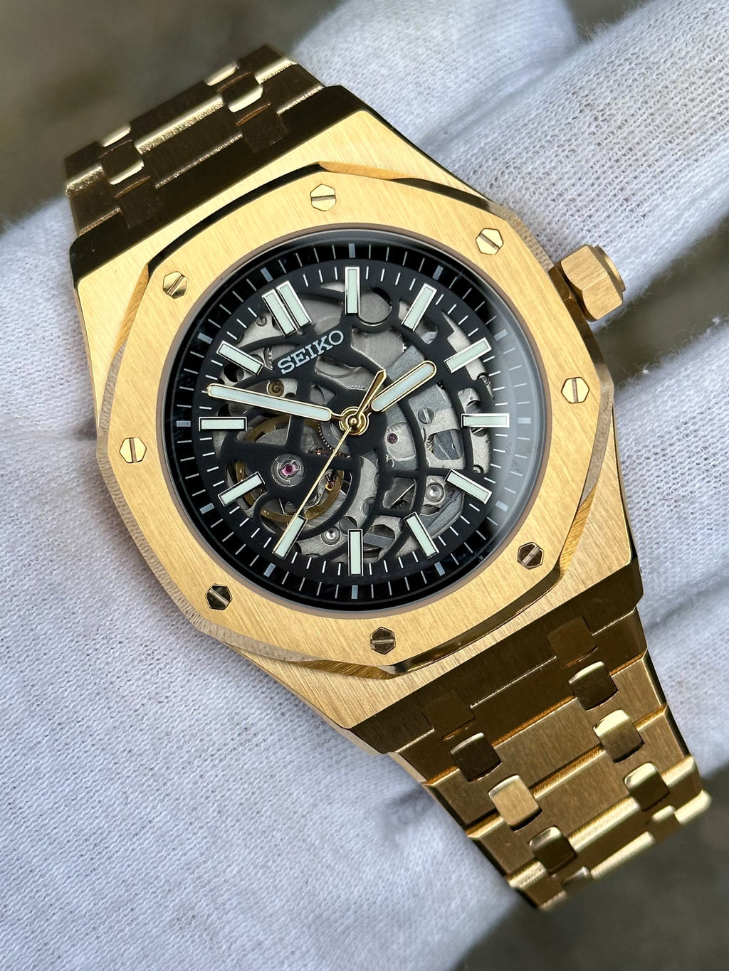 Royal Seikoak |Gold Skeleton