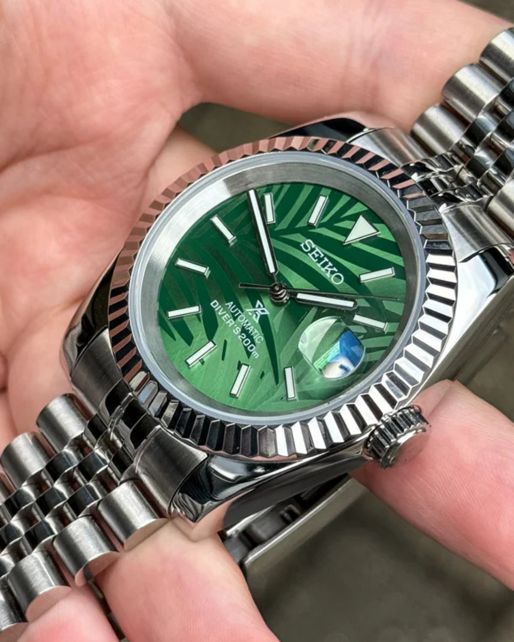 Siekojust | Green Palm