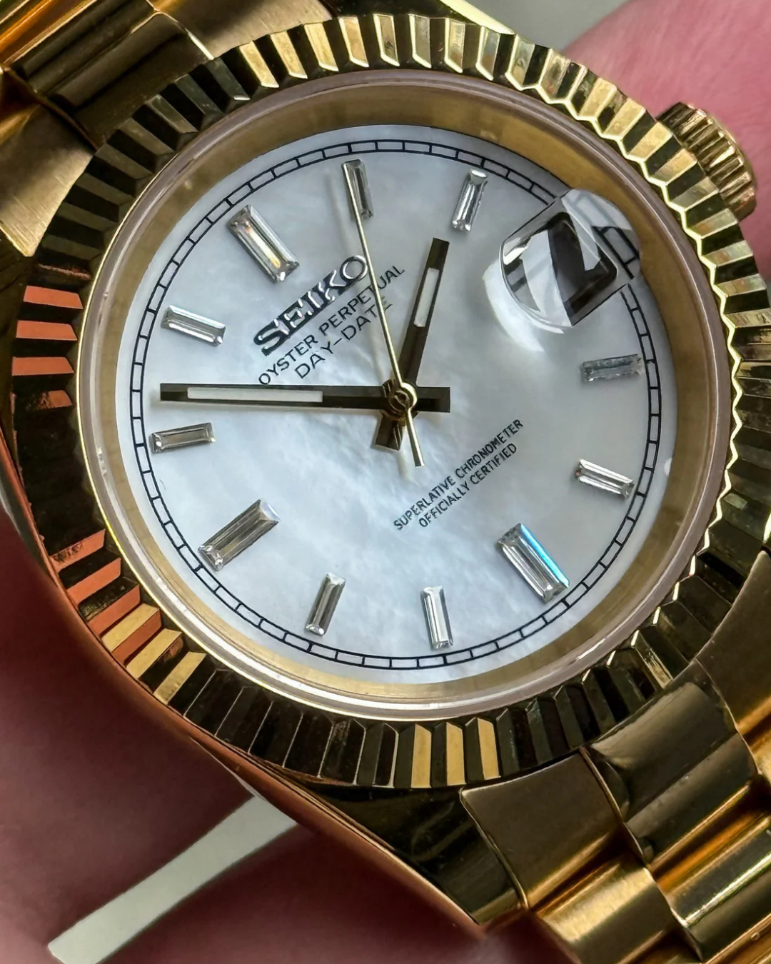 Siekojust | Gold Mother Of Pearls