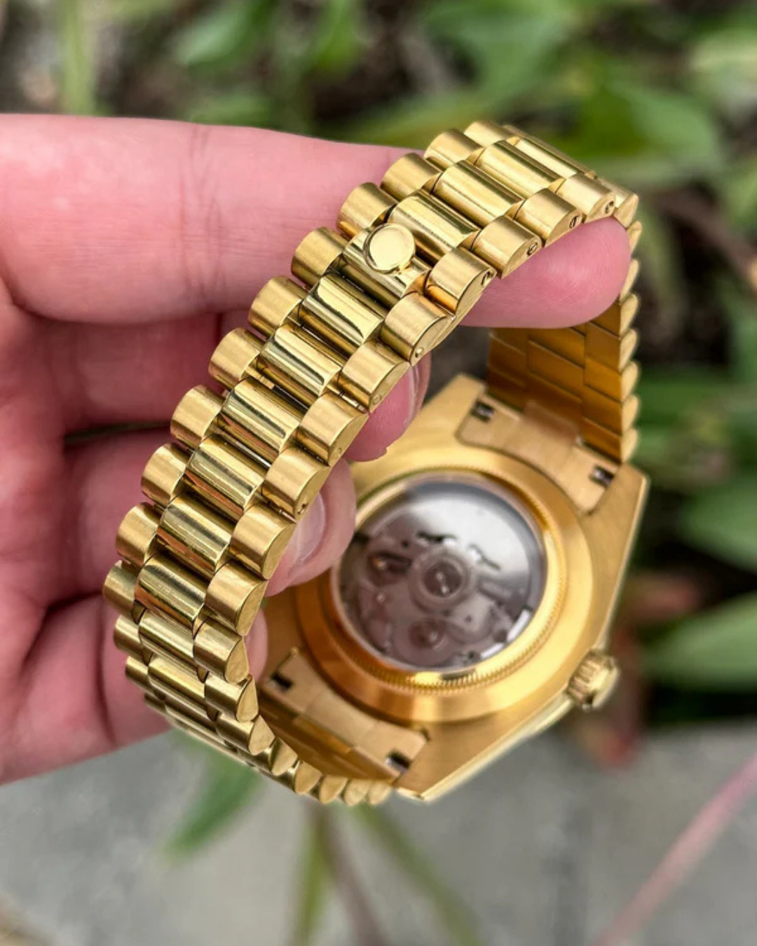 Siekojust | Gold Roman