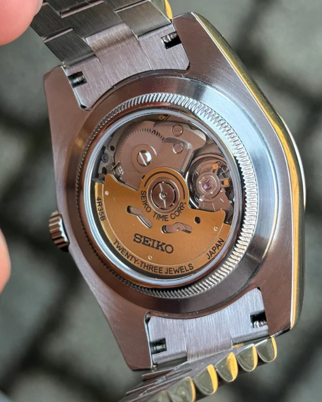 Siekojust | Lightning Blue