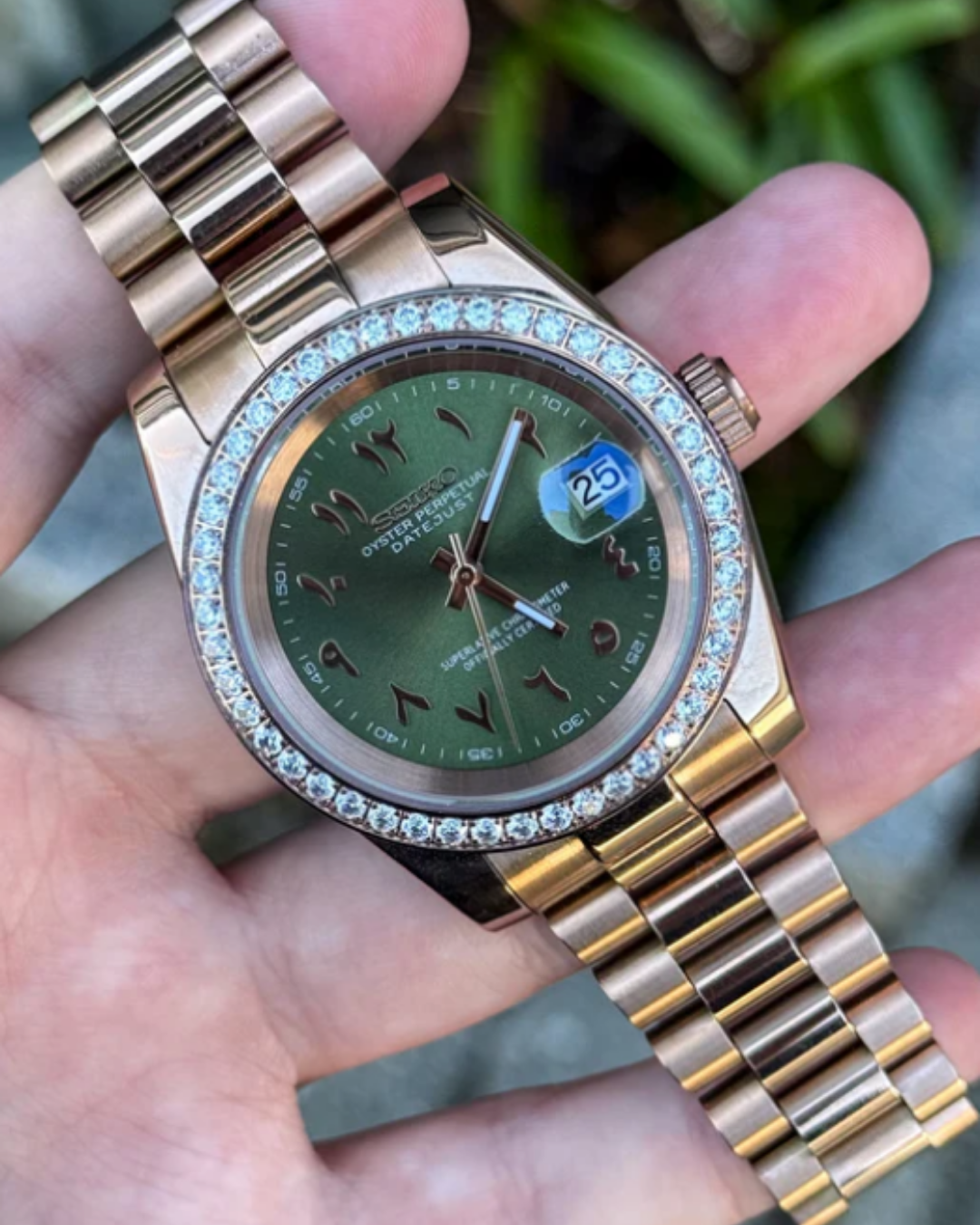 Siekojust | Rose Gold Arabic Diamond Bezel