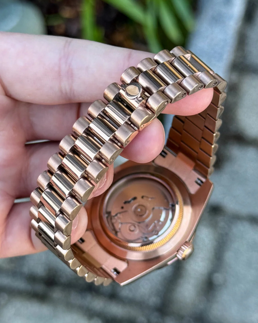 Siekojust | Rose Gold Arabic Diamond Bezel