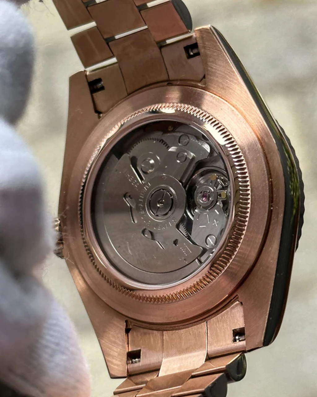 Siekojust | Rose Gold Roman Numeral