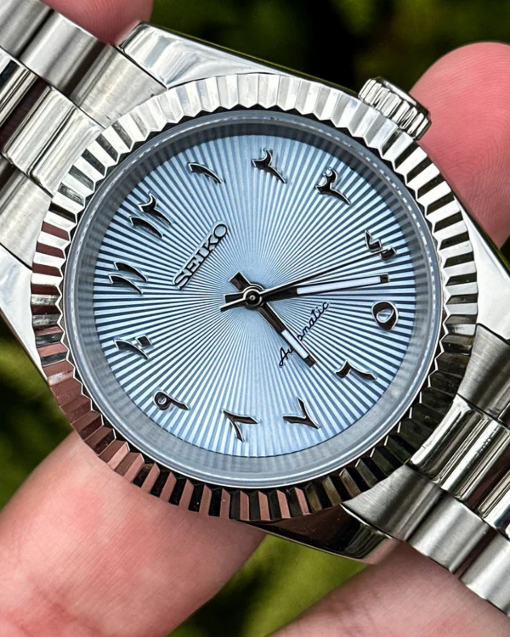 Siekojust | Ice Blue Arabic