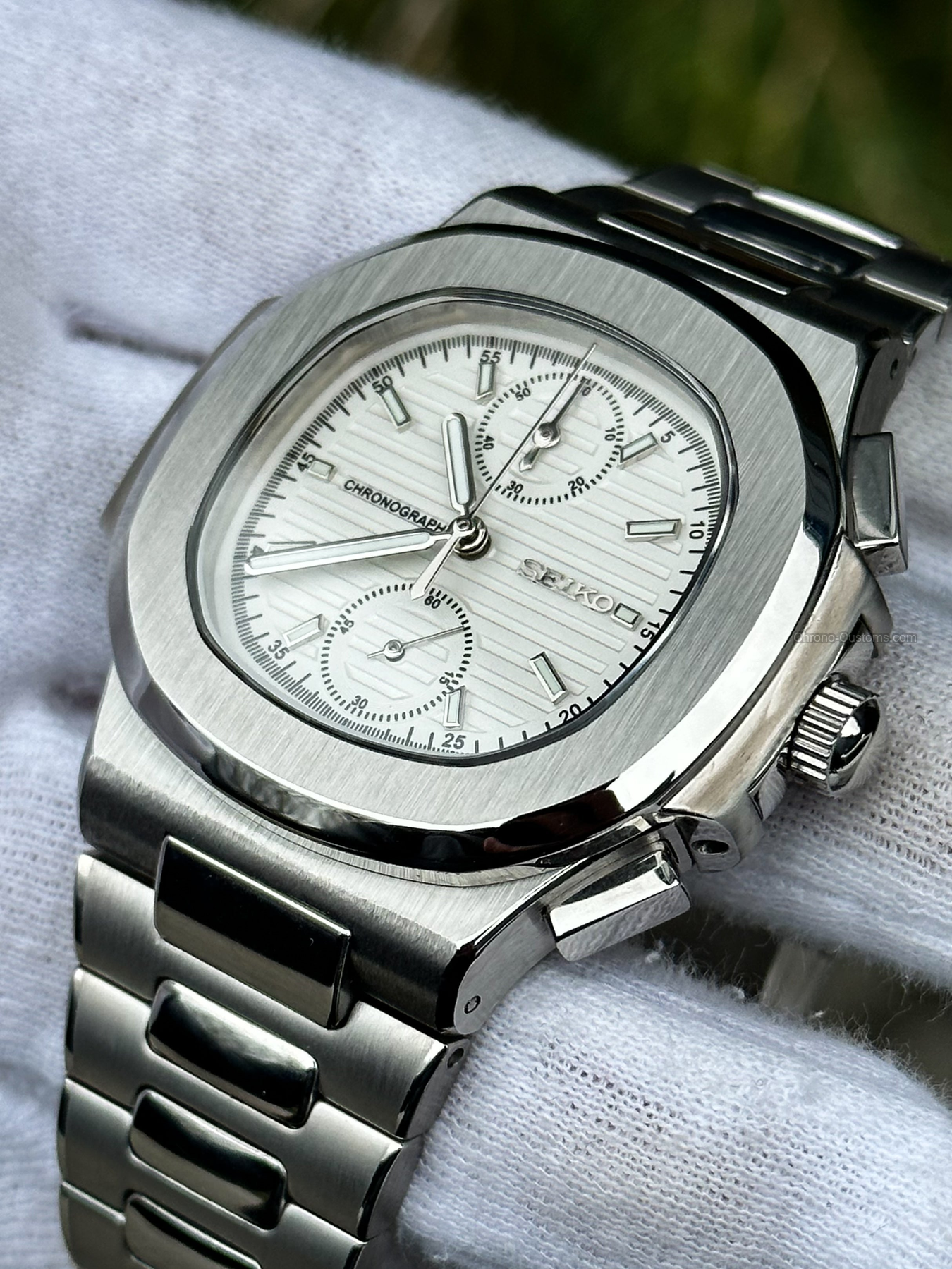 Nauteiko | White Chronograph